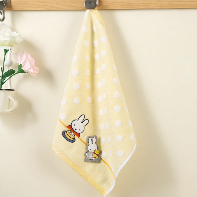 ผ้าเช็ดหน้าเด็ก ลายการ์ตูนน่าร - Baby Products Must Have บทวิจารณ์และราคา